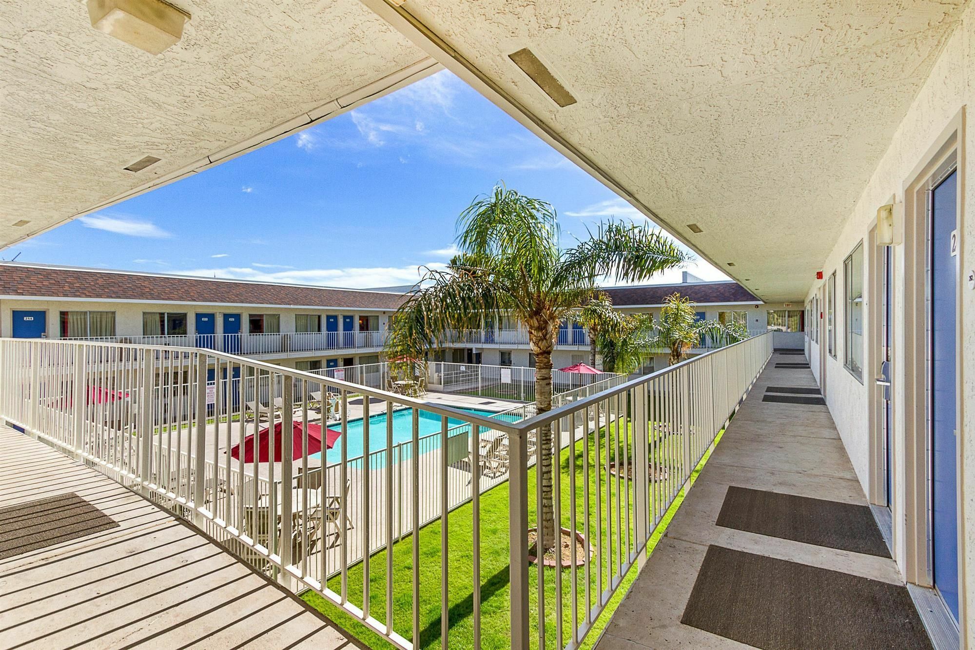Motel 6-Phoenix, Az - North Bell Road Εξωτερικό φωτογραφία
